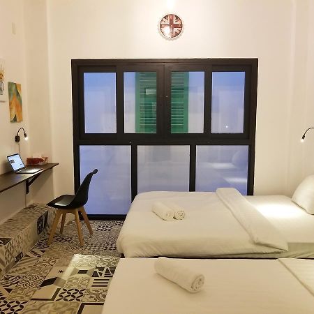 Timemark Travel Homestay & Hostel Ho Chi Minh City Bagian luar foto