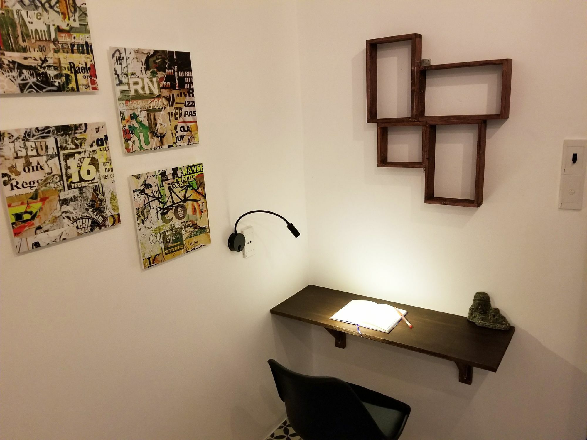 Timemark Travel Homestay & Hostel Ho Chi Minh City Bagian luar foto