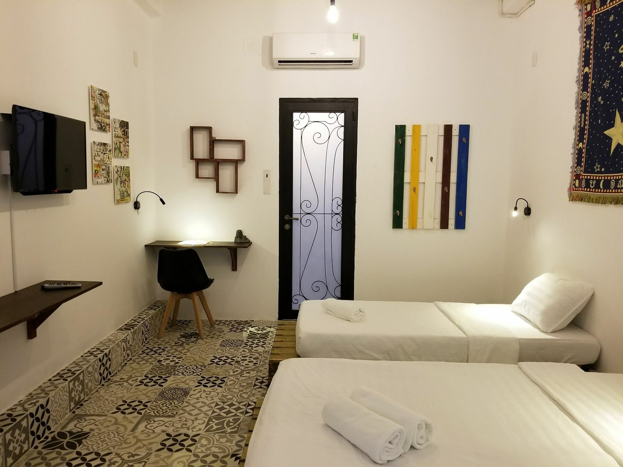 Timemark Travel Homestay & Hostel Ho Chi Minh City Bagian luar foto